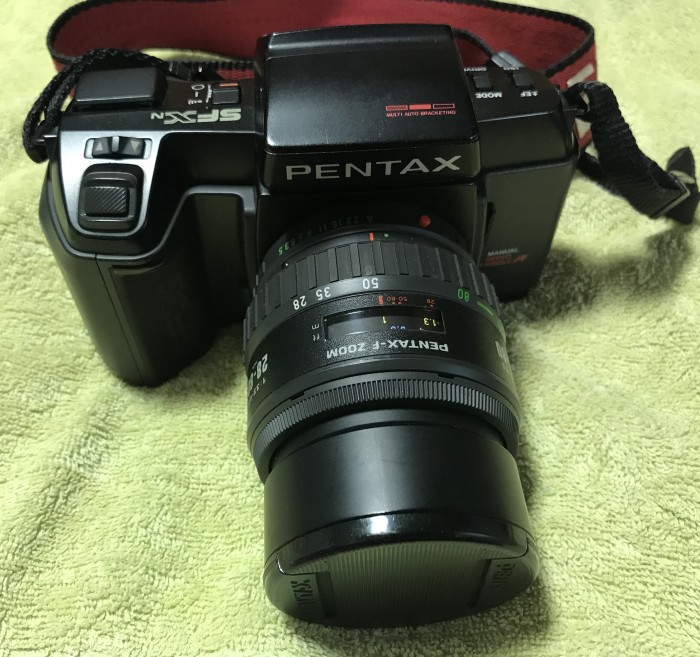 PENTAX 필름 카메라 팝니다 - 4번째 사진. (기독정보넷 - 기독교 벼룩시장.) 